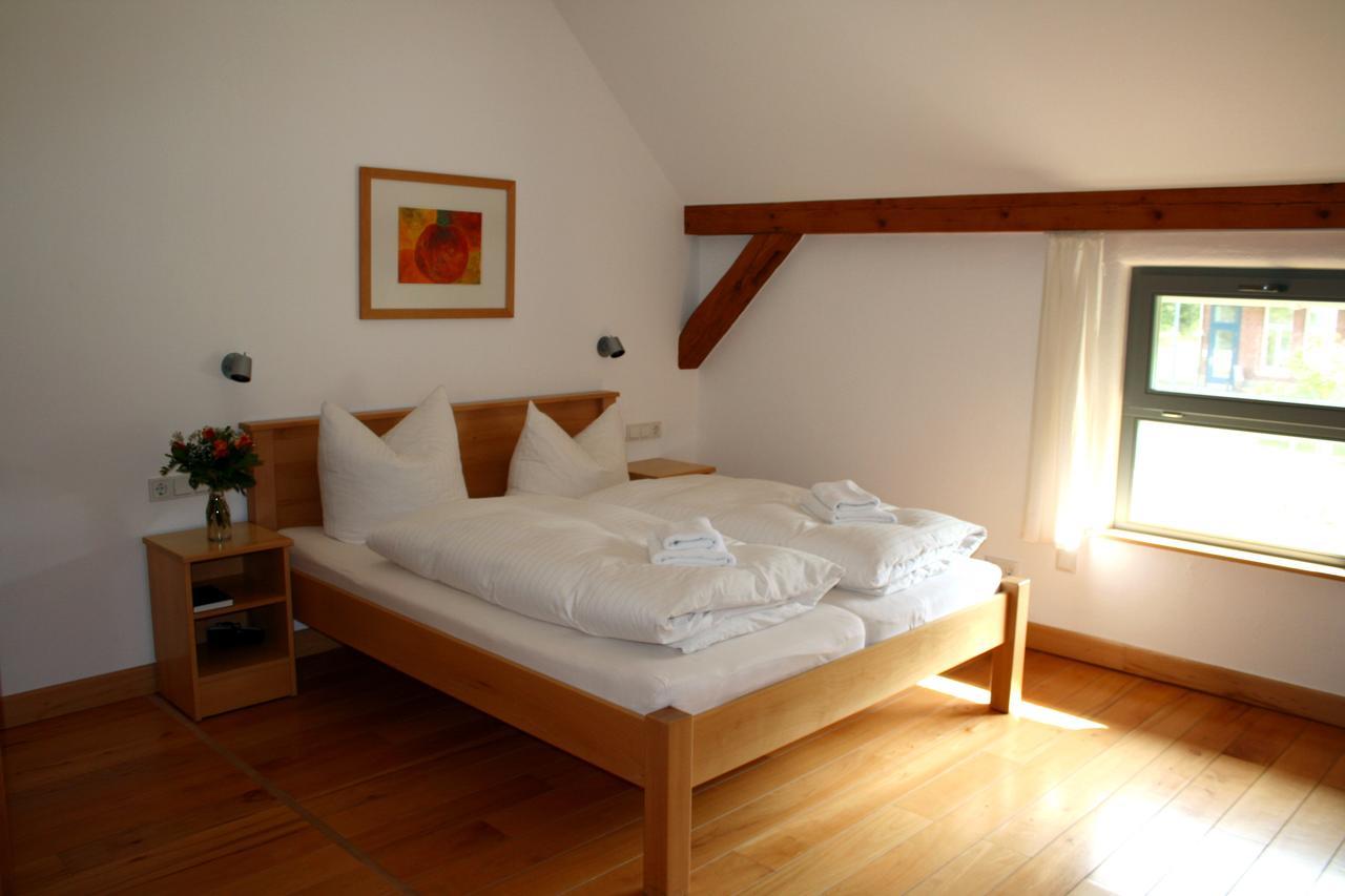 Biohotel Stiftsgut Wilhelmsgluecksbrunn Creuzburg Pokoj fotografie